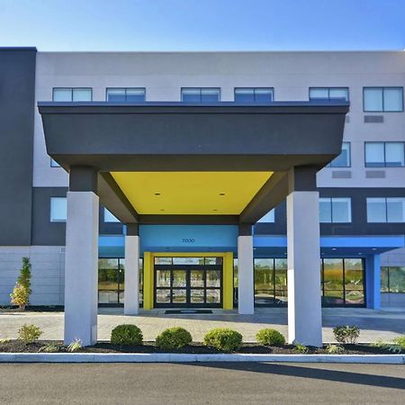 Отель Tru By Hilton Huber Heights Dayton Экстерьер фото