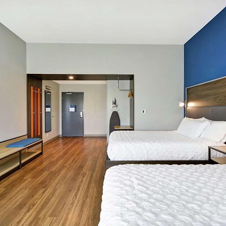 Отель Tru By Hilton Huber Heights Dayton Экстерьер фото